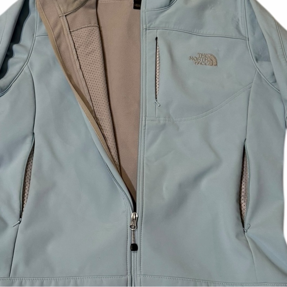 The North Face Women’s Light Blue Apex Bionic Jacket Size L/G - Picture 4 of 8